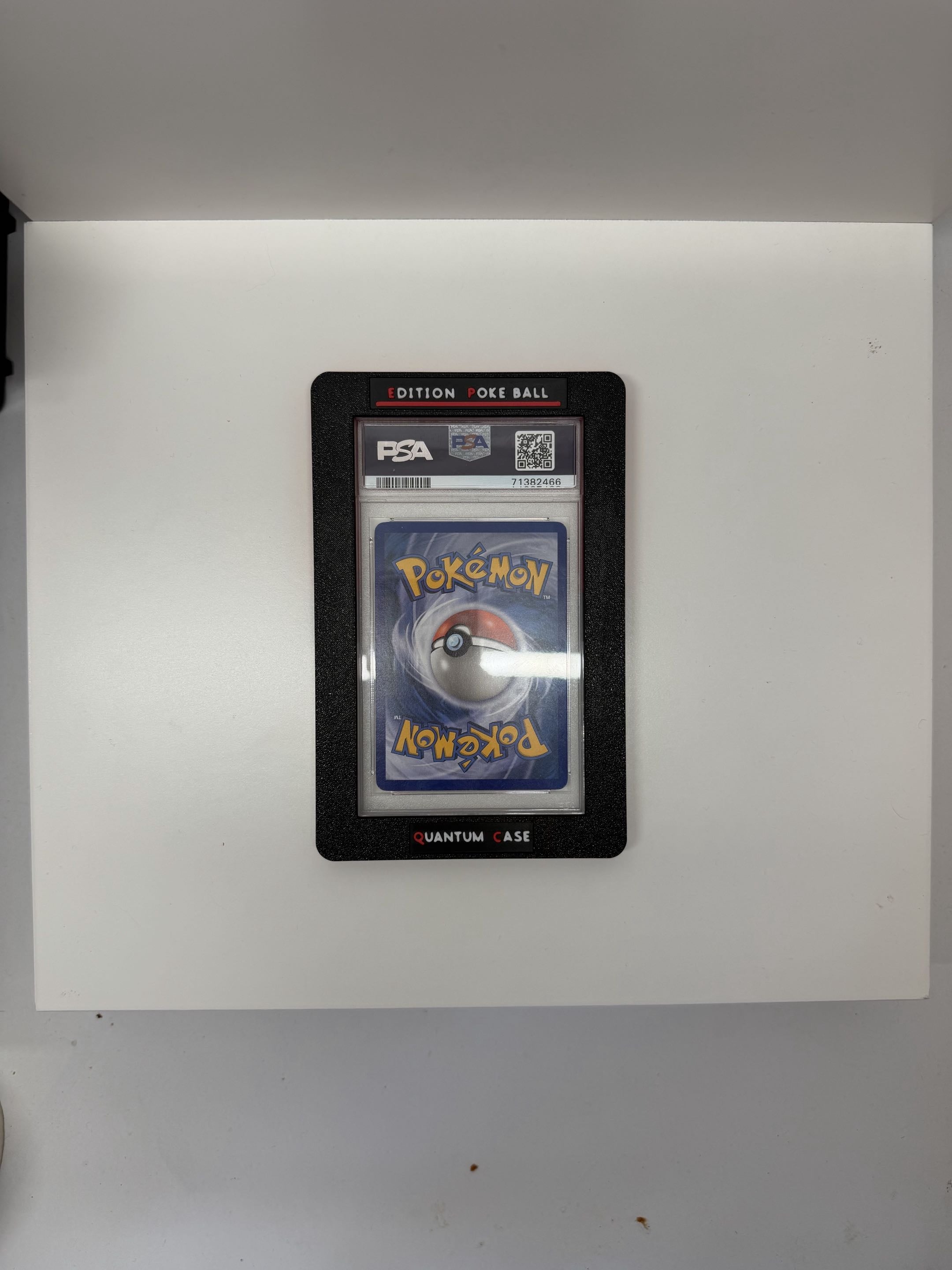 Bumper Case Pokeball